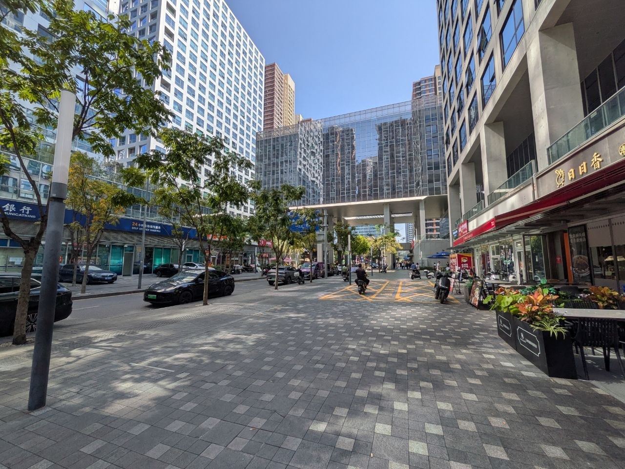 Shenzhen street scene — daytime, near the conference area